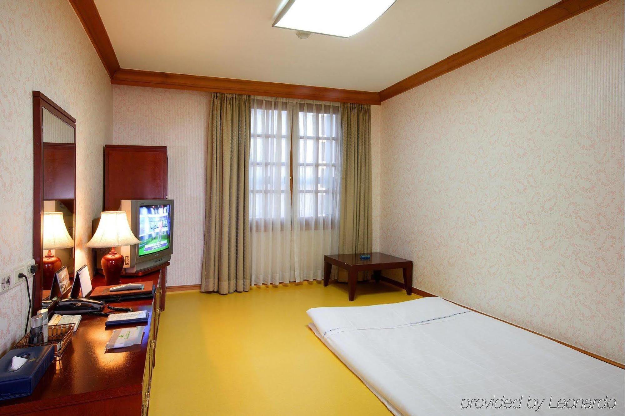 โรงแรมคารัค ทัวริส โซล ภายนอก รูปภาพ